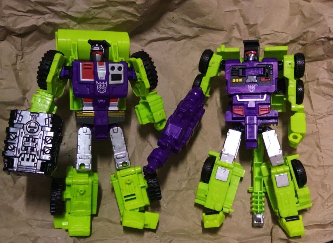 トランスフォーマーCW　デバステーター(デバスター)中古箱なし現状品