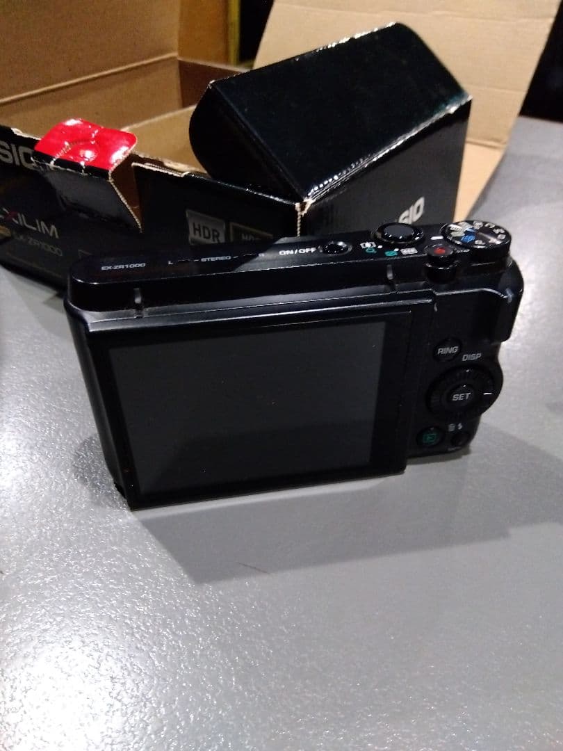 D591 CASIO EXILIM HS EX-ZR1000 デジカメ　完動品