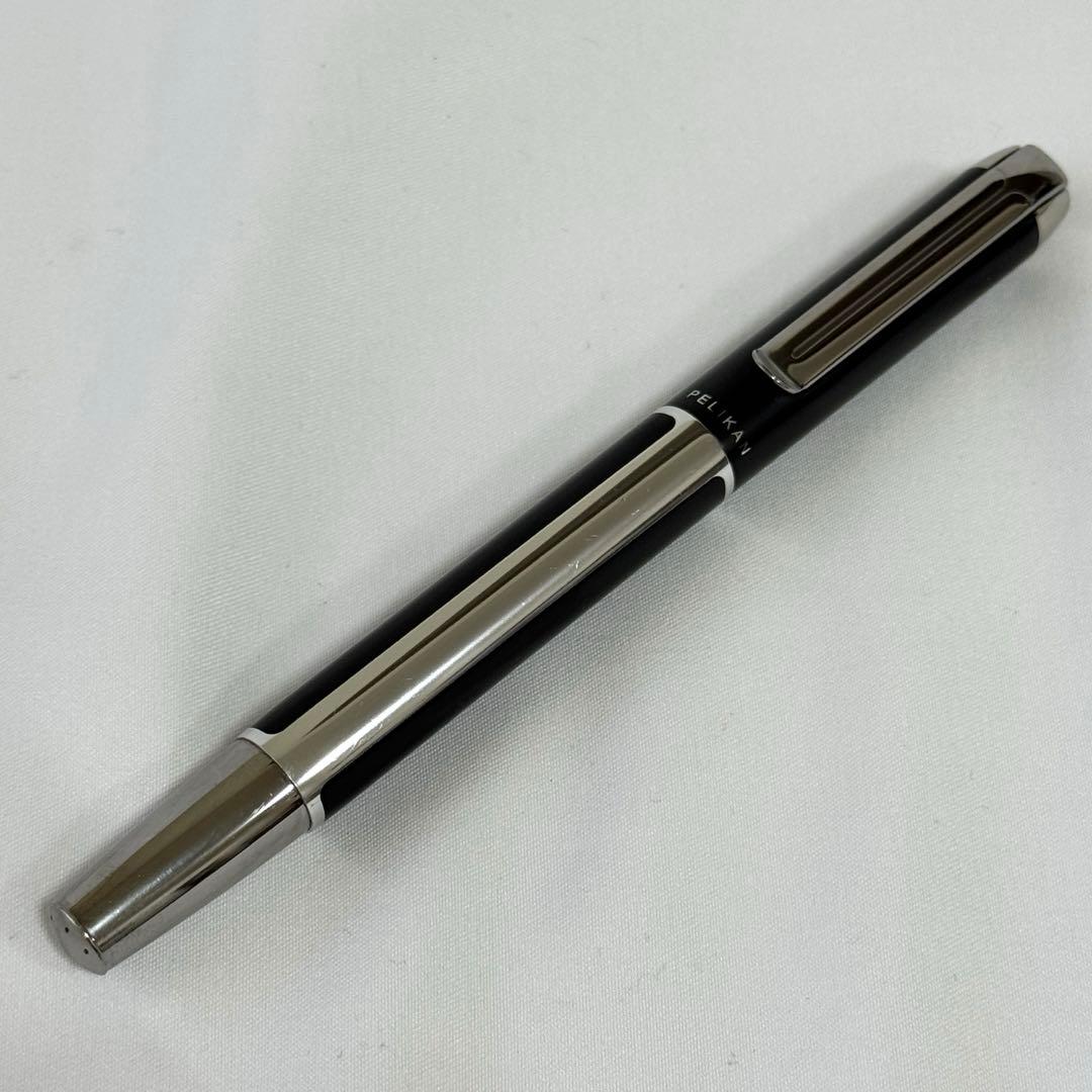 Pelikan Pura P40 ブラック シルバー 万年筆 細字 インク 青