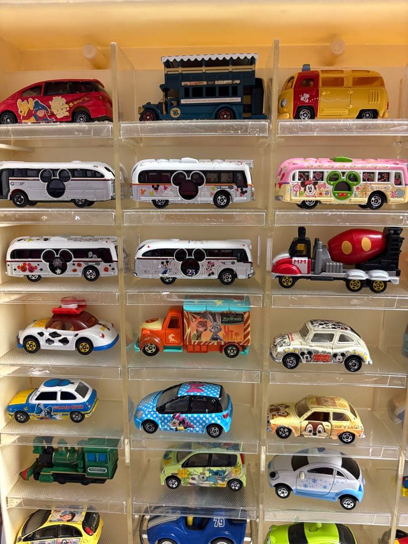 ディズニートミカ