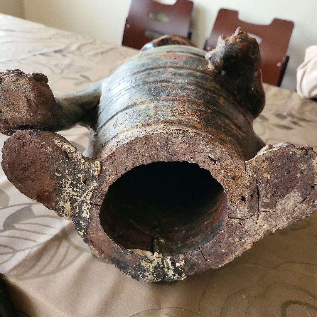 陶器製カエルの置物