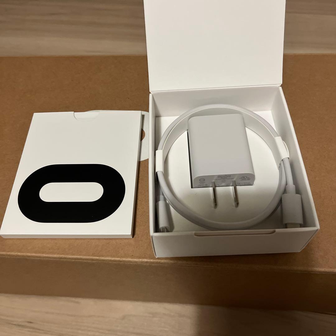 スマホアクセサリー  QUEST 2 64GB