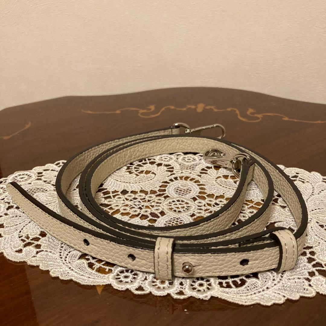 BONAVENTURA 22 ミア レザー トートバッグ アイボリー