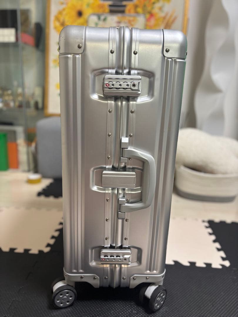 メルセデスベンツ　キャリーケース　65L