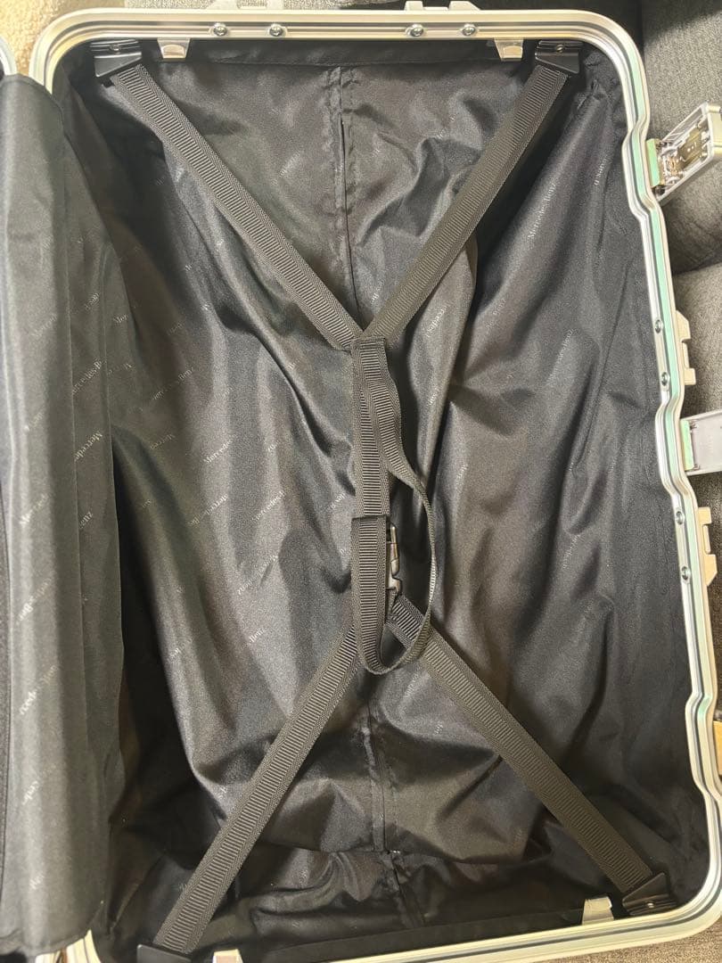 メルセデスベンツ　キャリーケース　65L