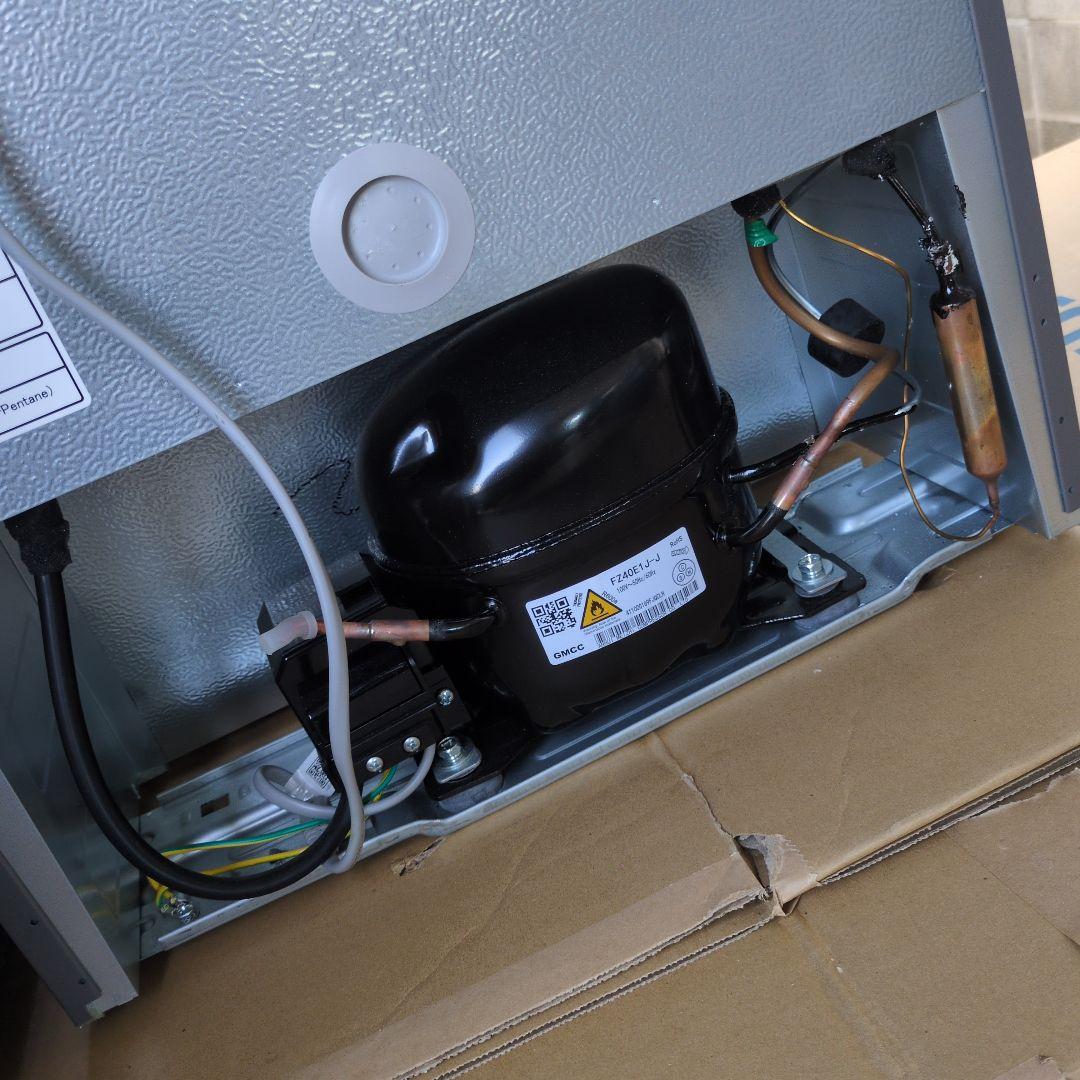 美品‼️Hisense 小型冷蔵庫ハイセンスHR-A45S 2024年