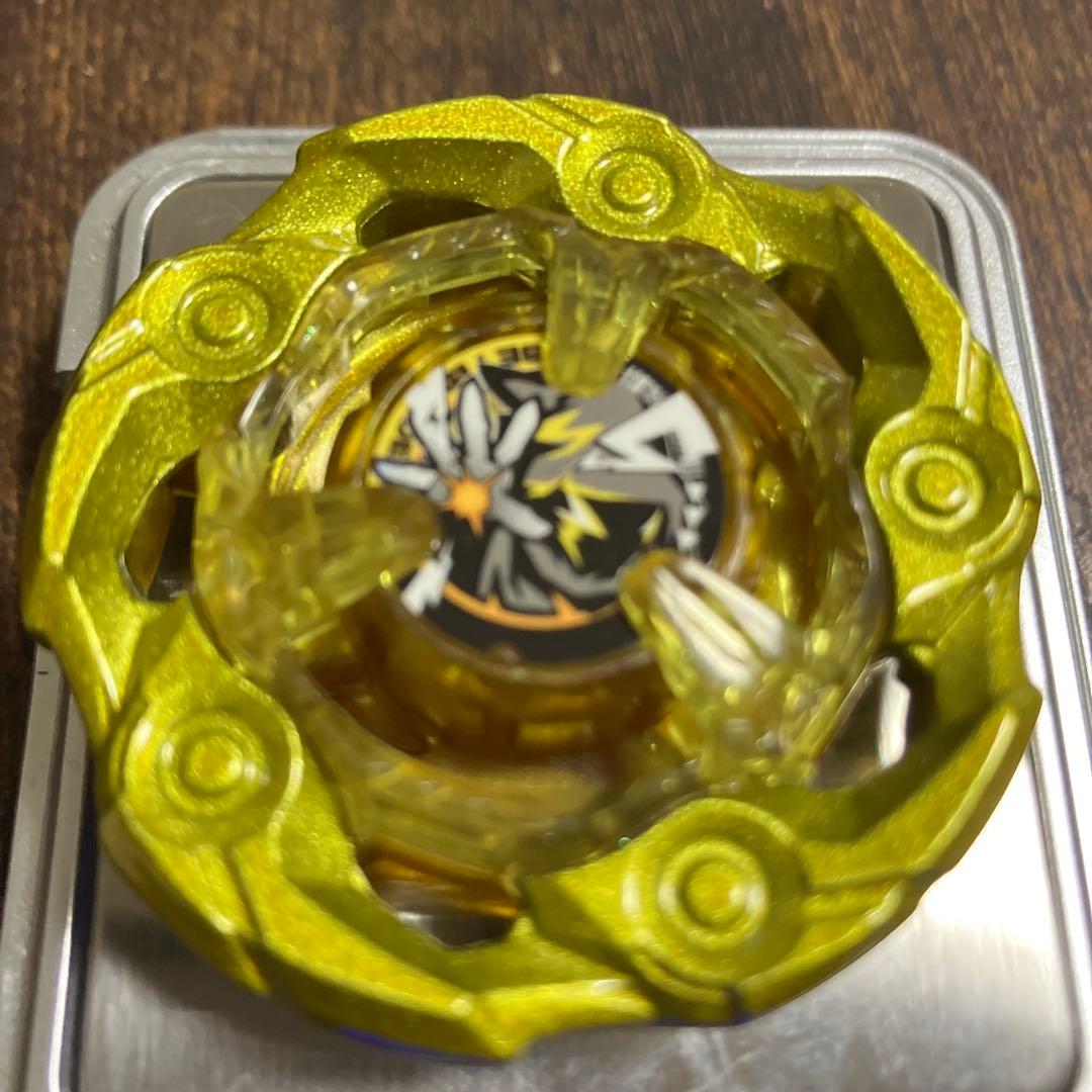 【最終値下げ！】ベイブレードX ウィザードロッドメタルコート ゴールド A1個体