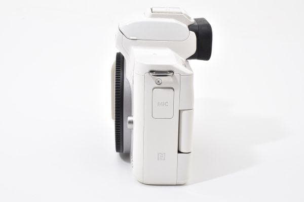 【美品】キャノン Canon EOS KissM ダブルズームキット SDカード