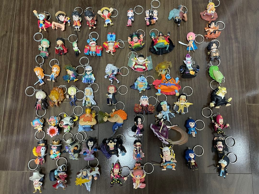 ワンピース　フィギュア　キーホルダーセット