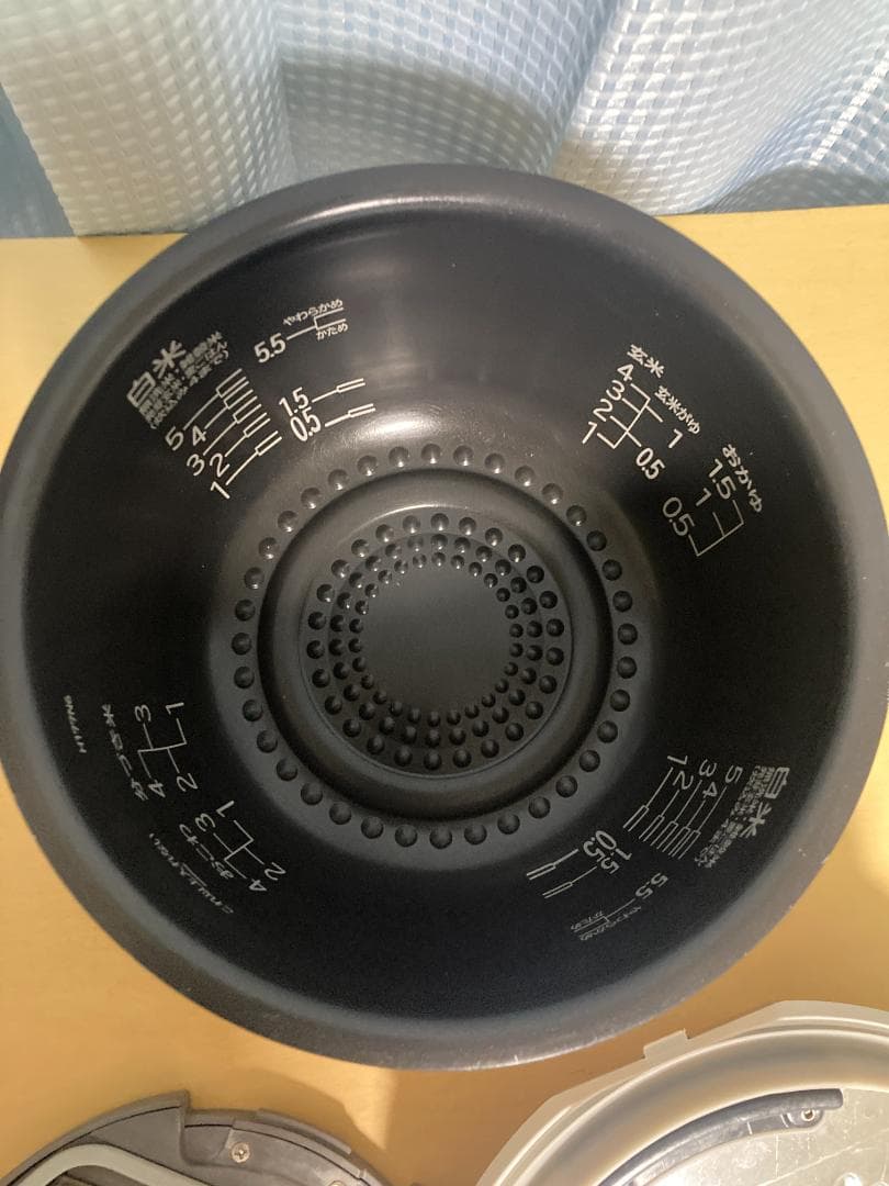 日立 炊飯器 ふっくら御膳　IH　圧力スチーム　RZーTS１０４M 5.5合炊き