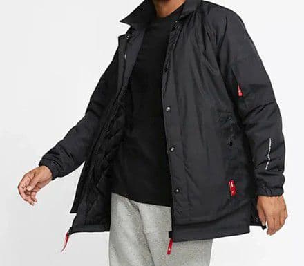 [美品]ナイキ（NIKE） カイリー ジャケット Mサイズ ブラック