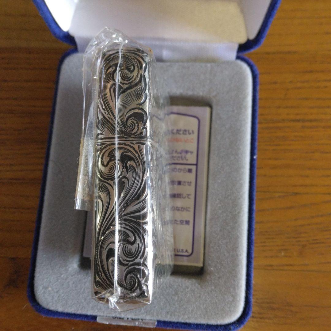 2007年製のシルバーキングの5面手彫りのZippoライターですo(^o^)o