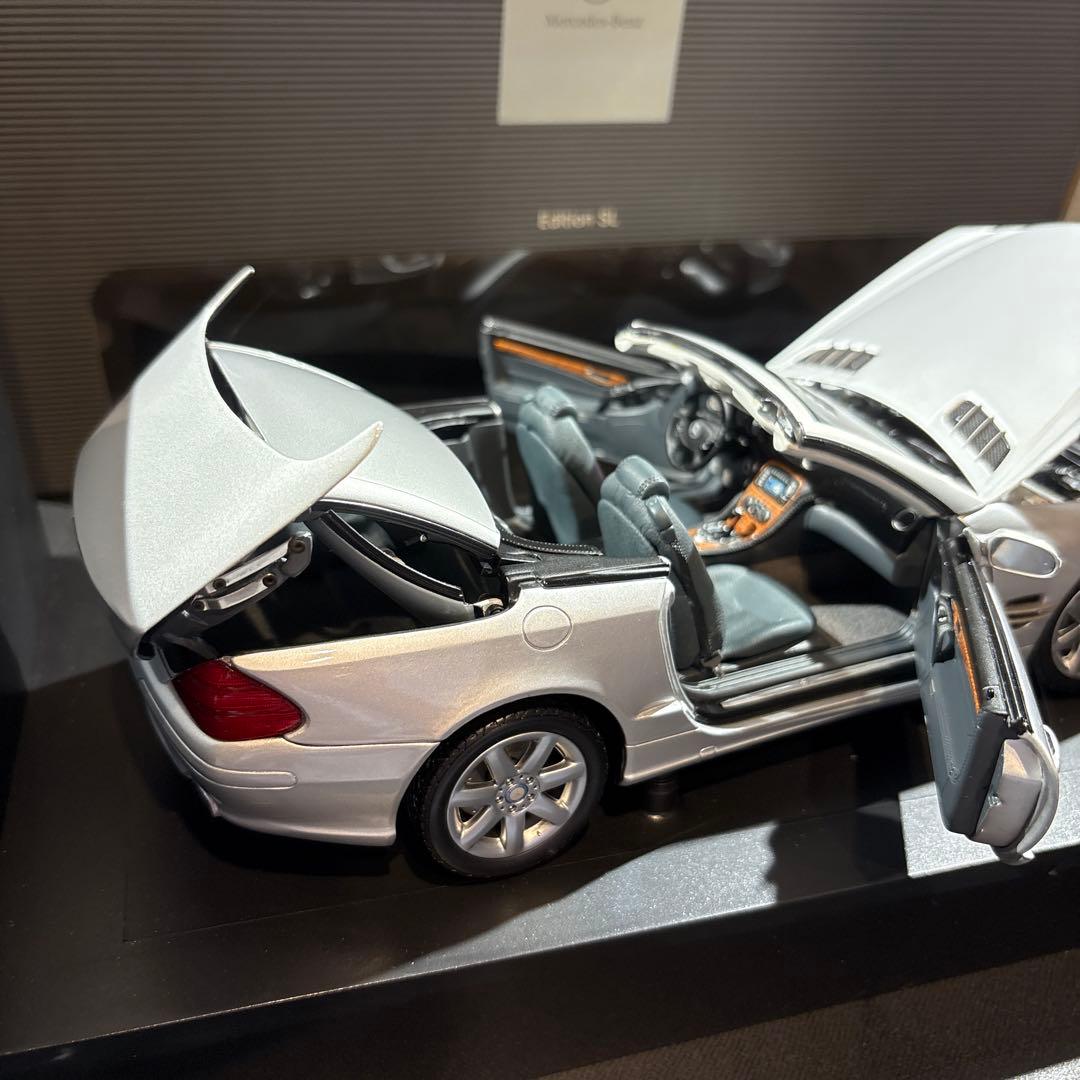 ディーラー特注 1/18 メルセデス・ベンツ SL