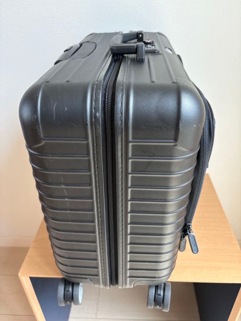 希少　リモワRIMOWAボレロBolero 4輪　キャリーケース　40L