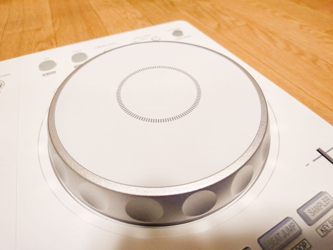 【美品】DDJ-FLX4-W 外箱・持ち運び用ケース付き