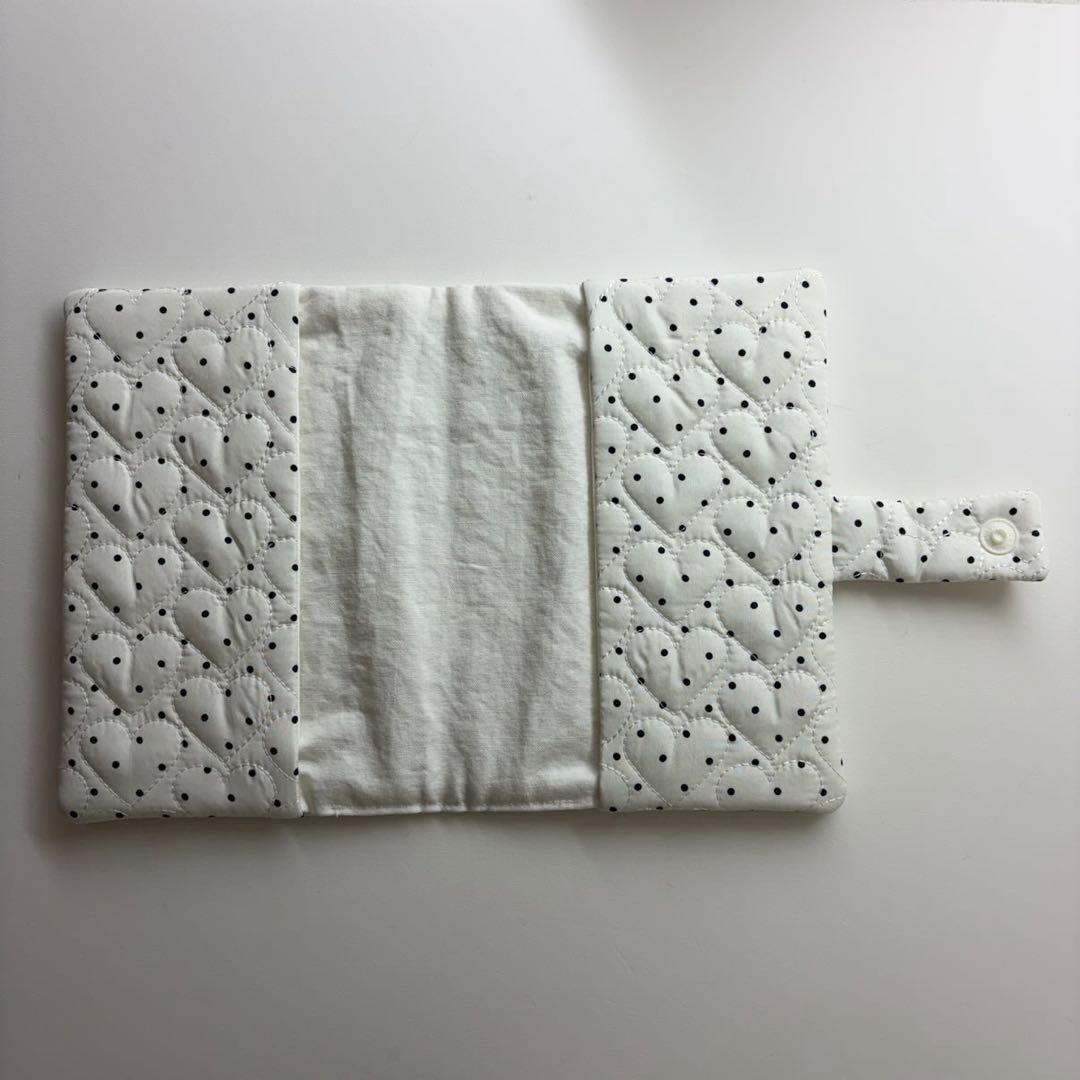 【再入荷】バインダーカバー　ハートドット　A6 韓国　貯金