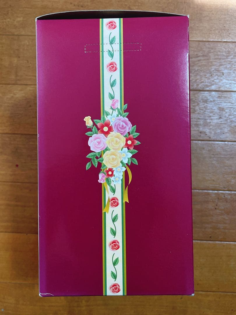 ハローキティ ぬいぐるみ ベルベット風ドレスドール レトロ版プロポーズドール