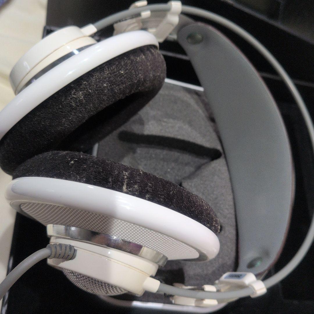 AKG K701 開放型ヘッドフォン