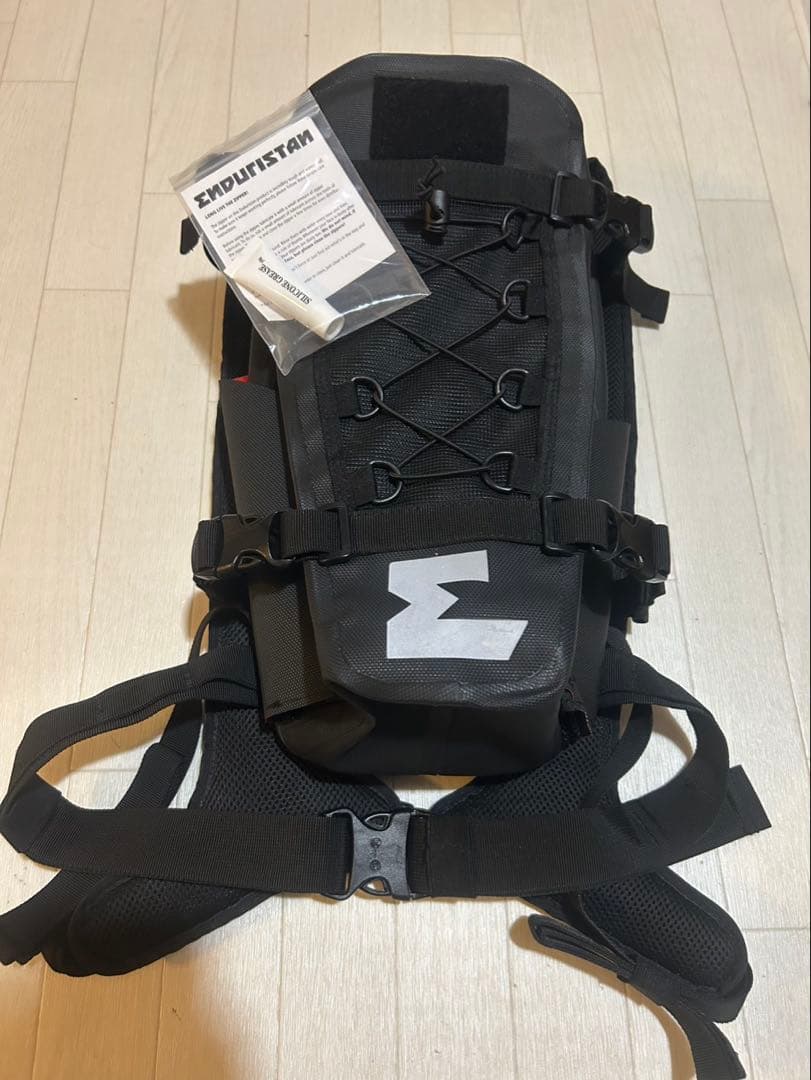 ENDURISTAN ハリケーンバックパック 15L
