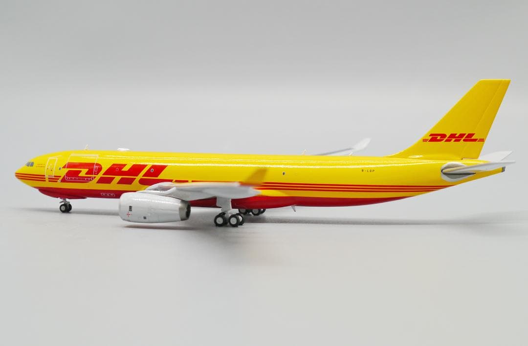 航空機・ヘリコプター DHL A330-200F B-LDP 1/400