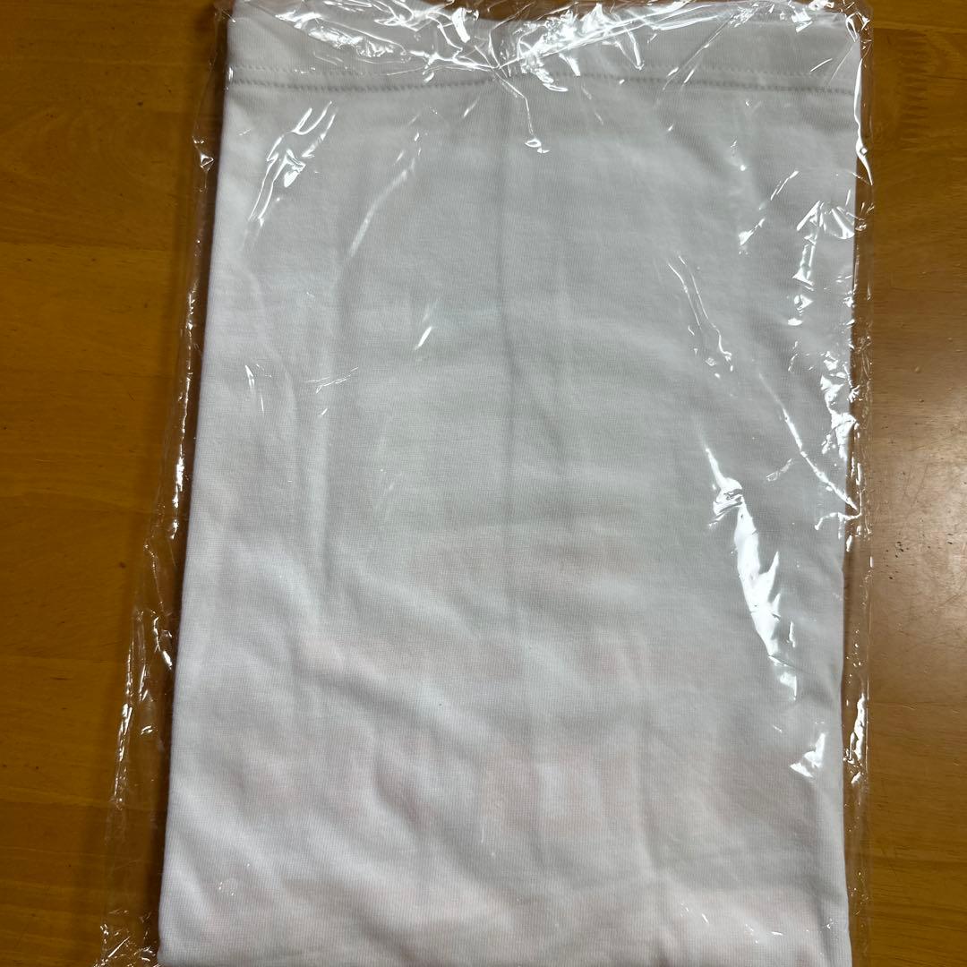 浜崎あゆみさんの大阪限定MFCシャツ 黒白セットMFG STORE MEDIUM