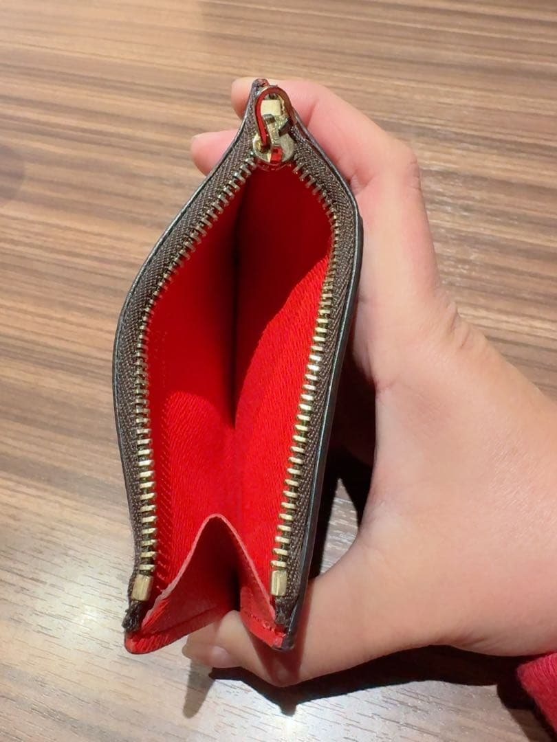 ルイヴィトン ポルトカルト・ロミー ケース 訳あり‼️激安出品‼️【正規品】