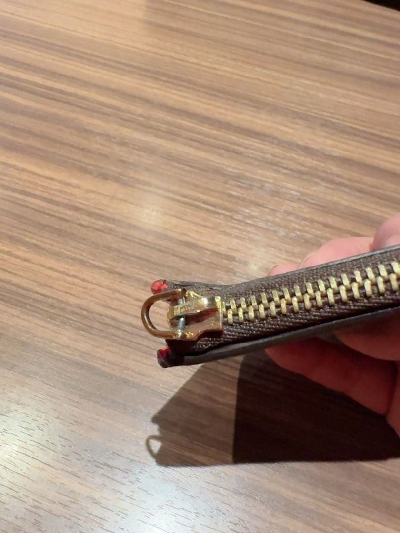 ルイヴィトン ポルトカルト・ロミー ケース 訳あり‼️激安出品‼️【正規品】