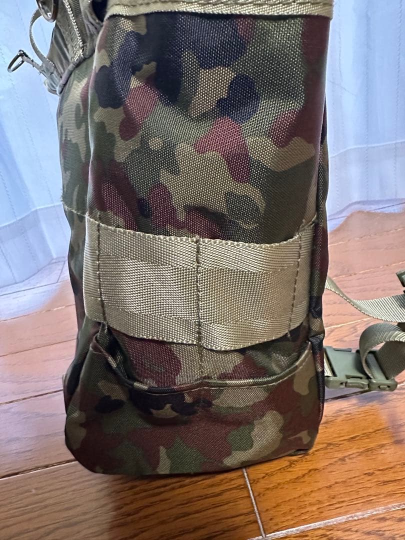 迷彩バックパック 耐久性ナイロン製 陸上自衛隊 雑嚢