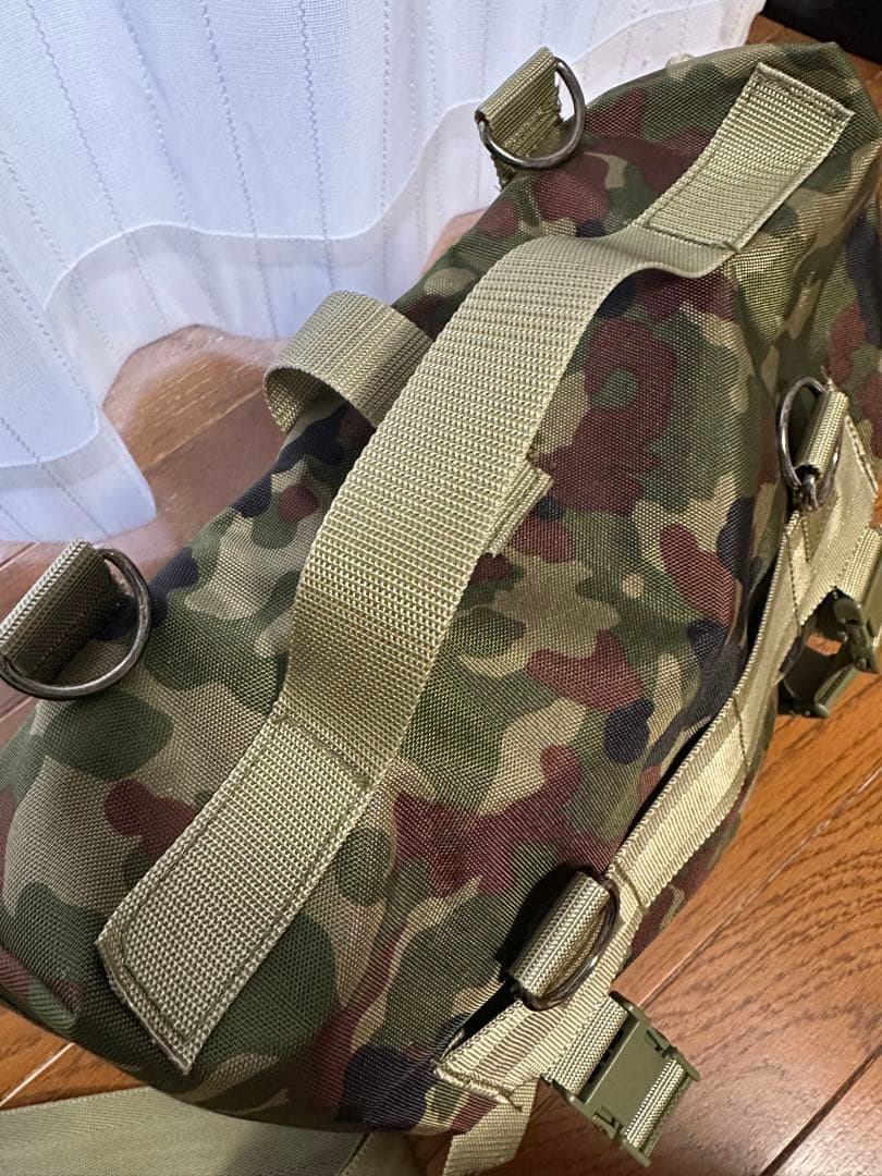 迷彩バックパック 耐久性ナイロン製 陸上自衛隊 雑嚢