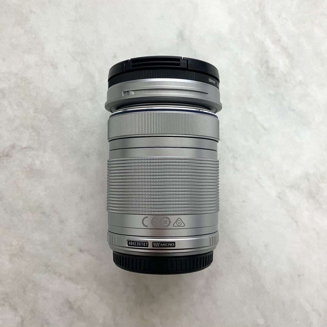 オリンパス　望遠ズームレンズ　DIGITAL 40-150mm ケース付き