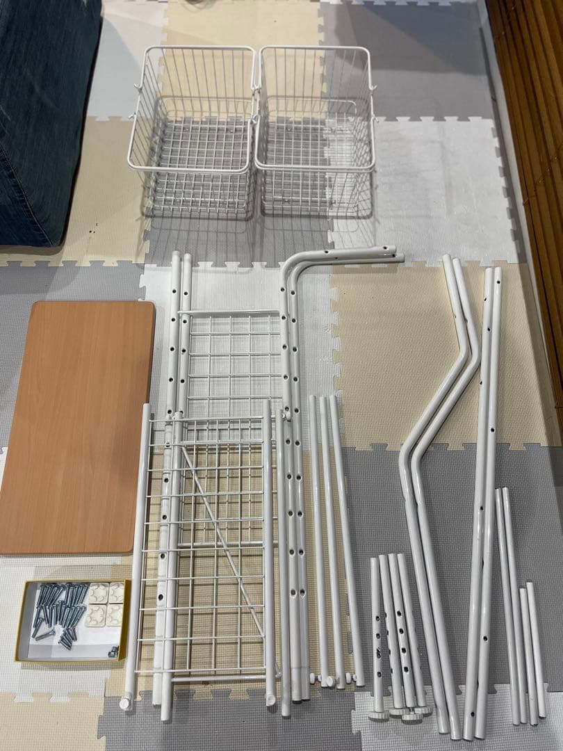 多機能ランドリーラック　棚板、カゴ２つ付き　ホワイト