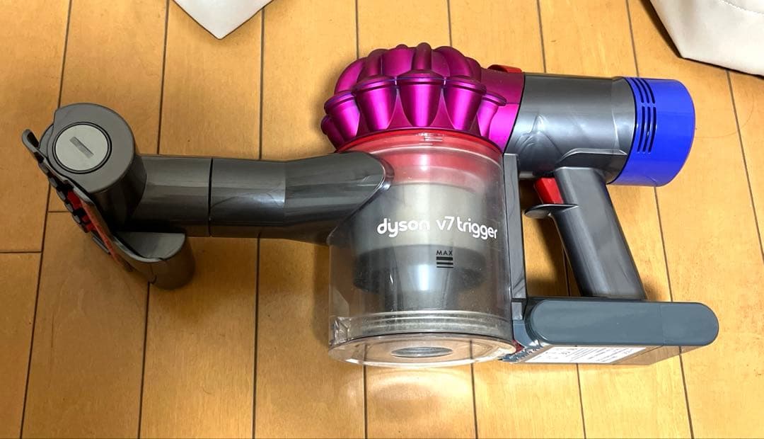 ダイソン dyson v7 trigger 完動品！フルセット！