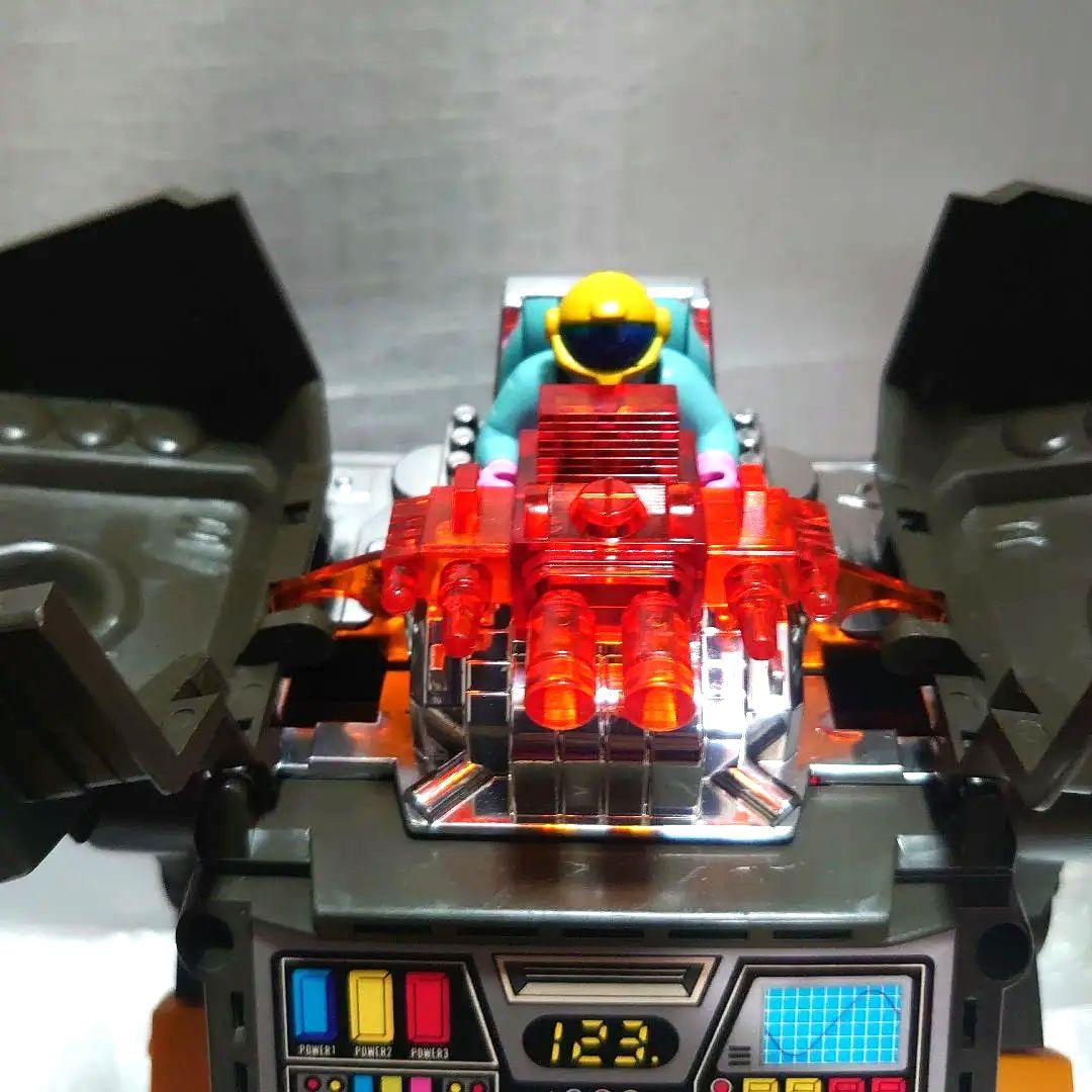 ホリカワ  コスミックファイターロボット。