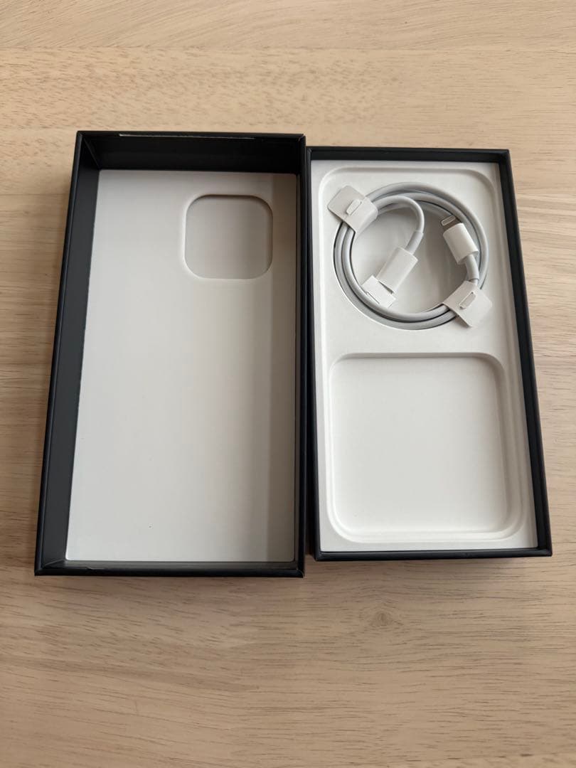 Apple iPhone 13 Pro ゴールド　256GB 箱とケーブル付き