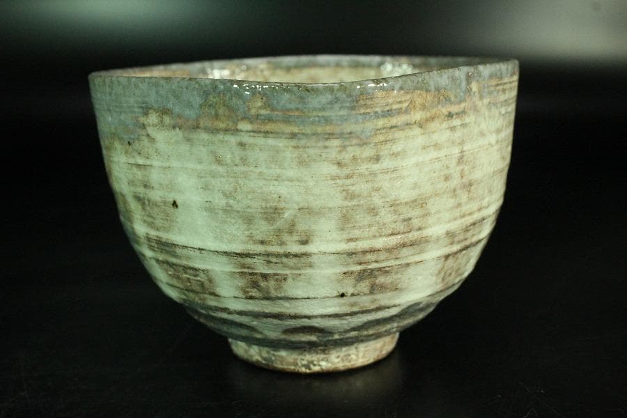 茶道具 桃形 粉引茶碗 共箱(K-A364)