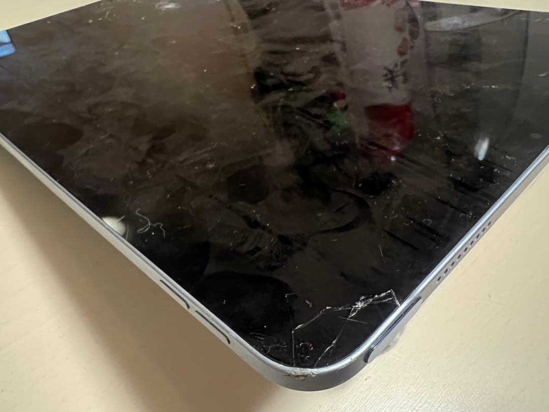 藤*本様 iPad Air (第4世代)10.9インチ スカイブルー 中古ジャン