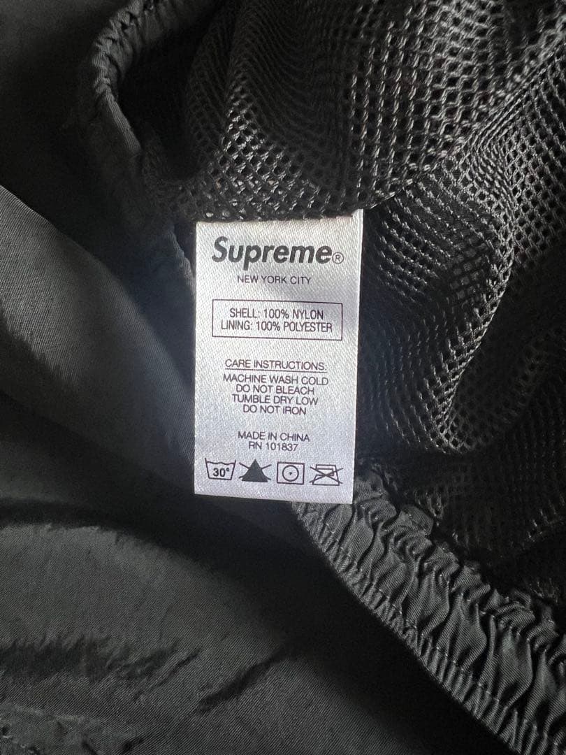 水着・ラッシュガード Supreme Logo Applique Water Short 19