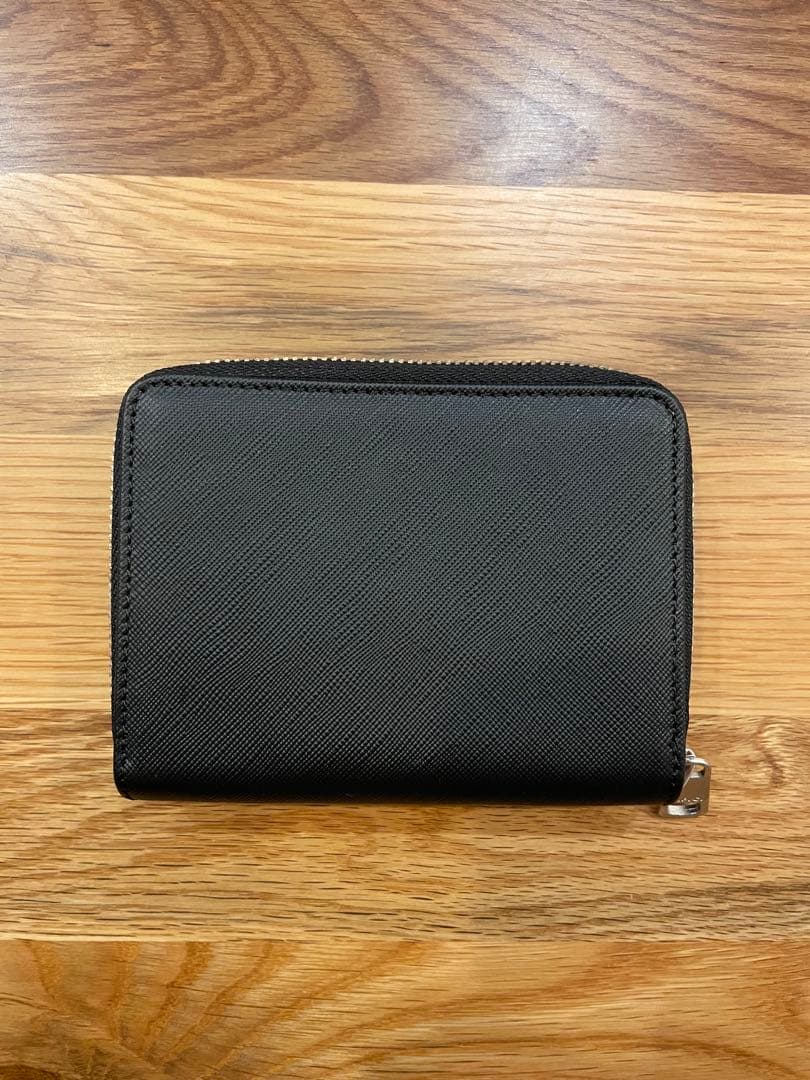 A.P.C. 財布 EMMANUELZIPWALLET PXBJQ-H63087