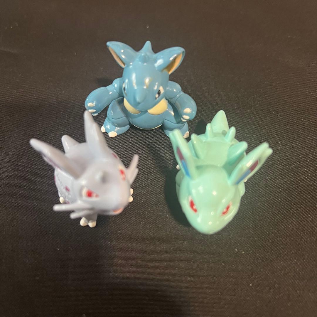 ⚫︎︎【当時もの】モンコレ ニドラン♀ ニドリーナ ニドクイン ポケモン TOMY