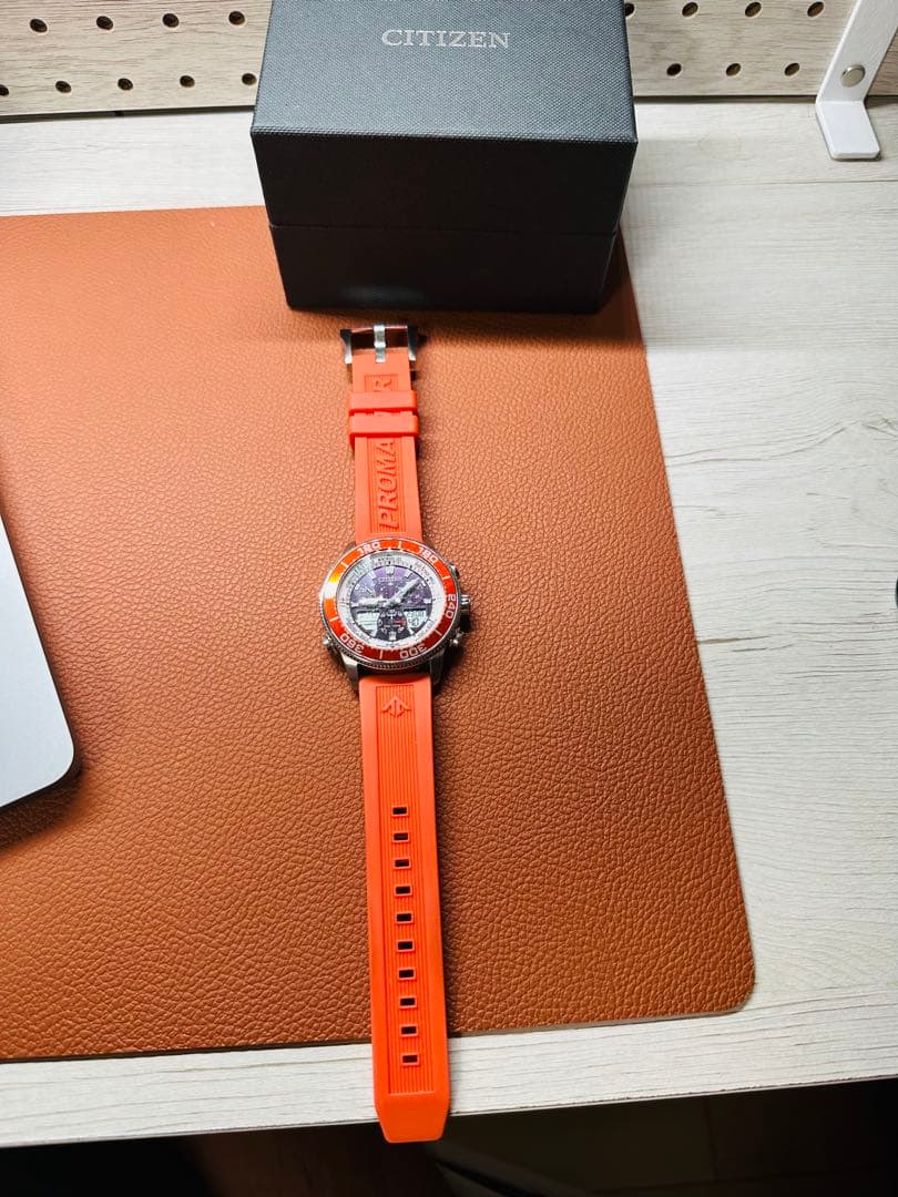 CITIZEN PROMASTER クロノグラフ オレンジ