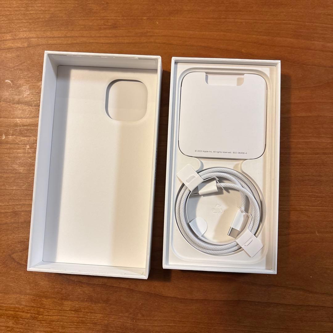 Apple iPhone 15 128gb ブラック simフリー
