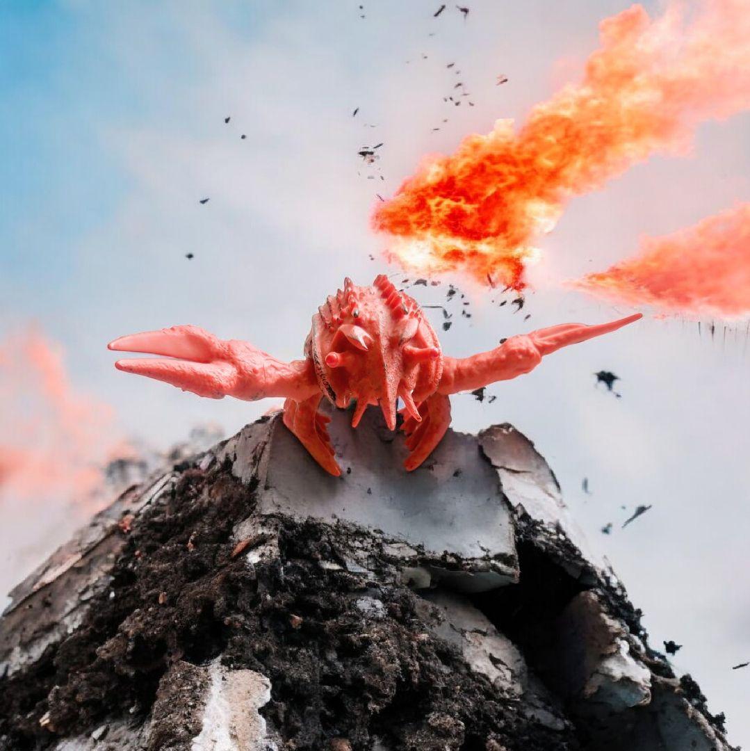 エビラ　赤い怪獣　フィギュア