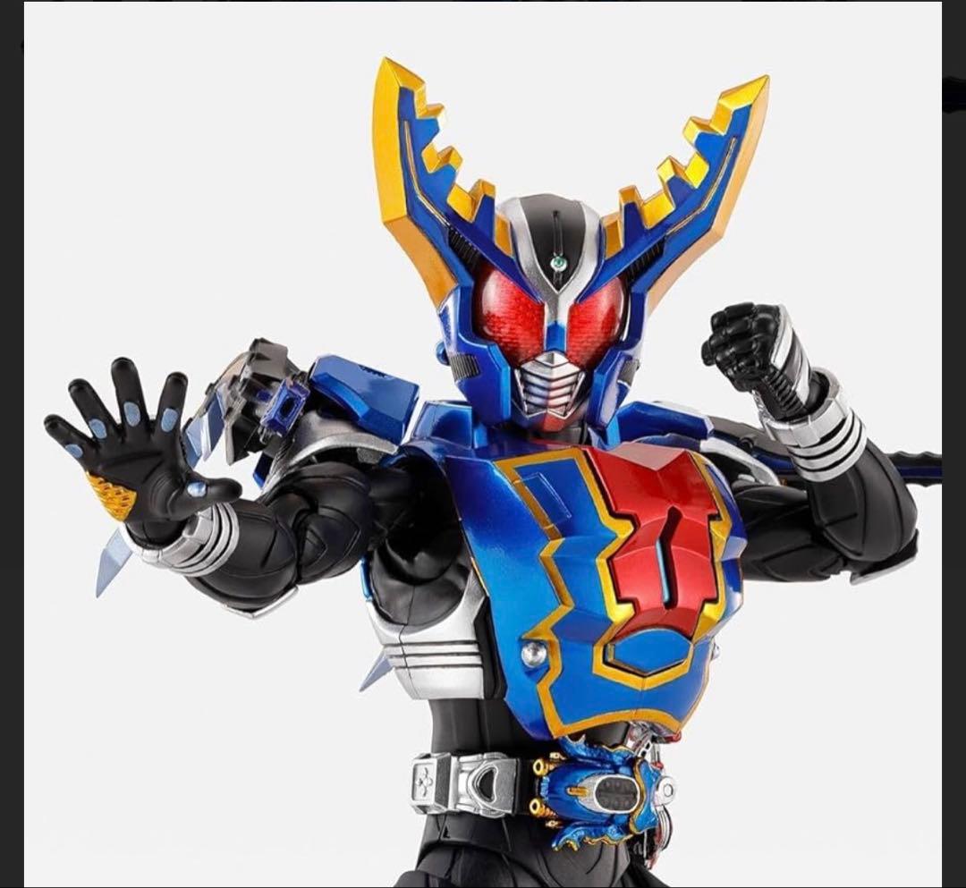 【新品】S.H.Figuarts 真骨彫 仮面ライダーガタック ハイパーフォーム