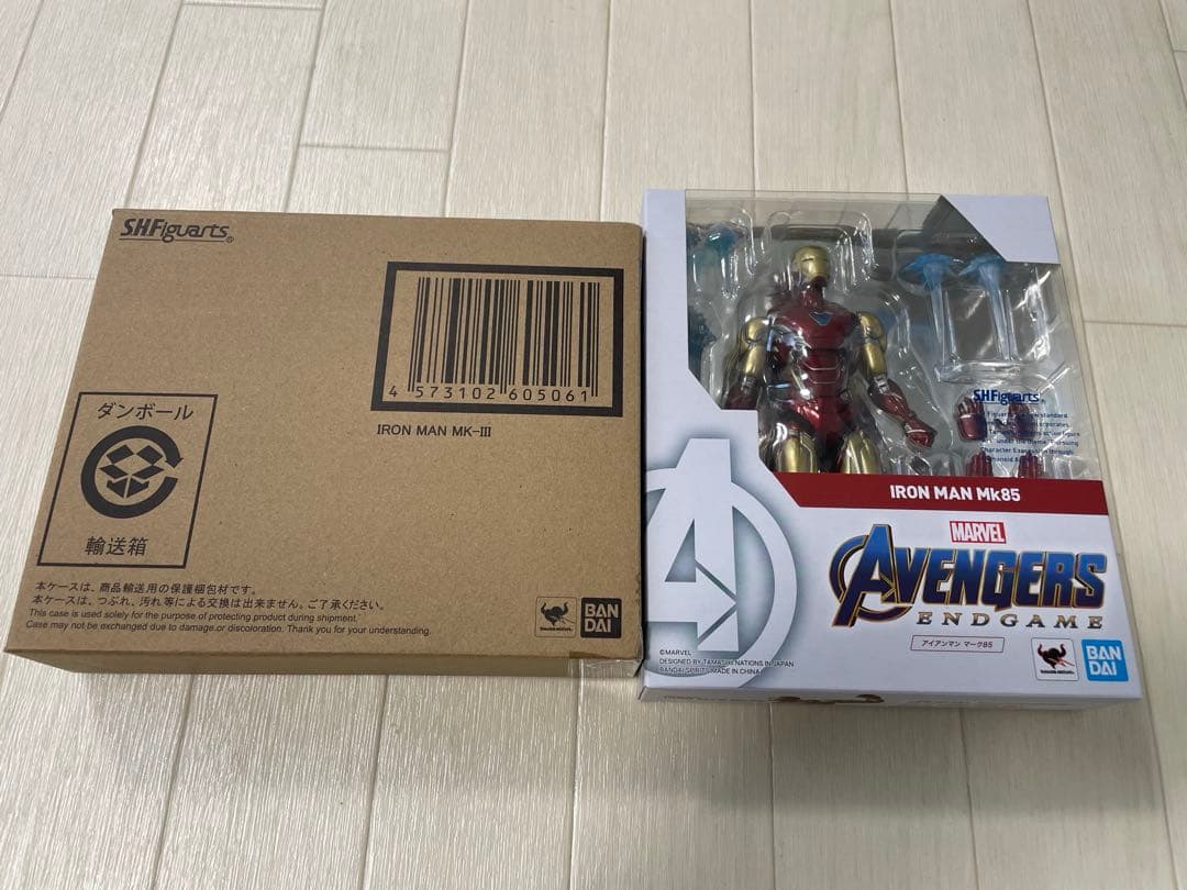 アイアンマンマーク85、マーク3 未開封
