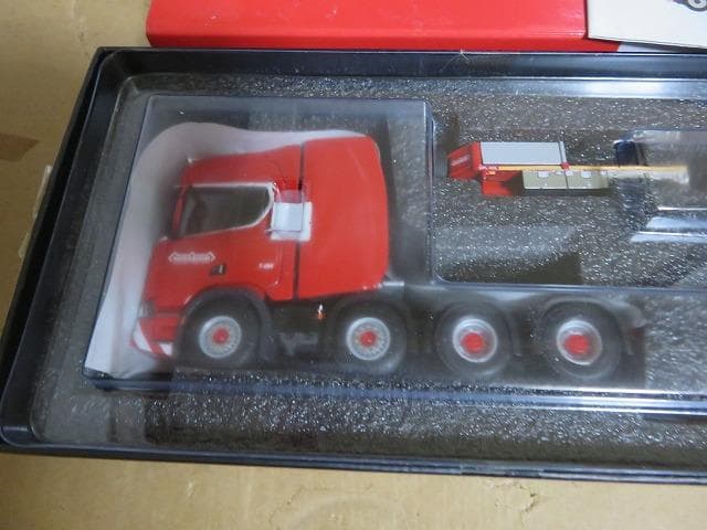 ミニカー WSI 1/50 Scania Lowloader 4ac Nooteboom