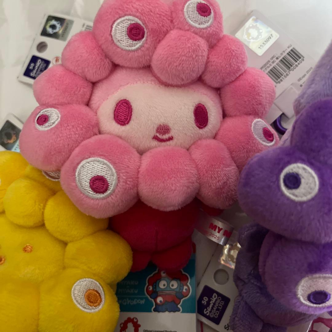 推しカラー サンリオ ミャクミャク なりきり カラビナ BC 5種