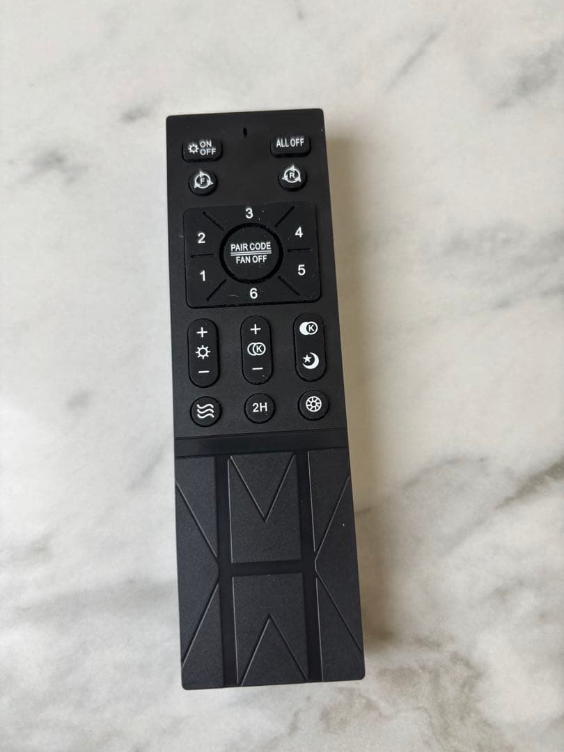 【ほぼ未使用】シーリングファンライト 〜14畳 照明 シーリングライト 調光