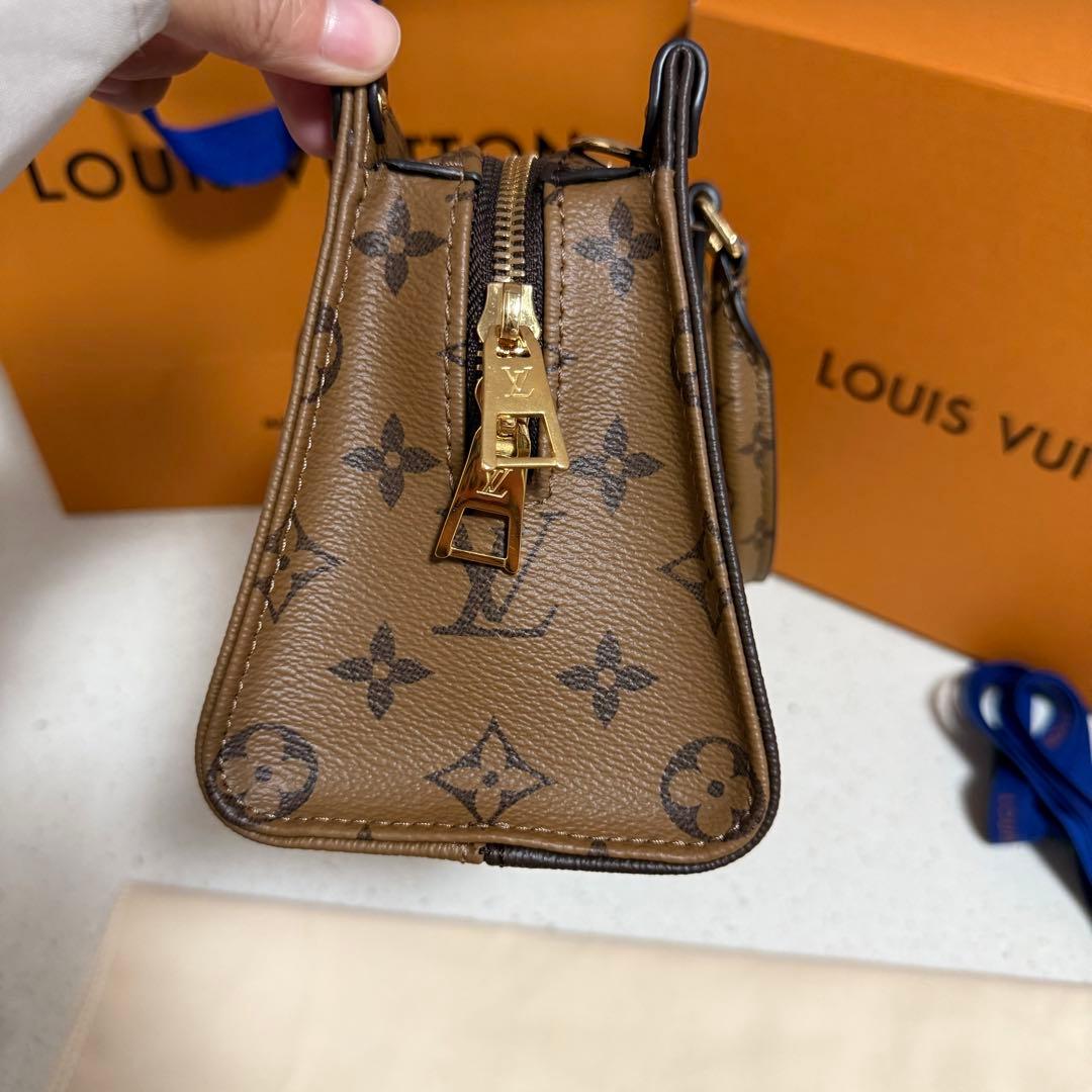 【箱付き】モノグラム ショルダーバッグ