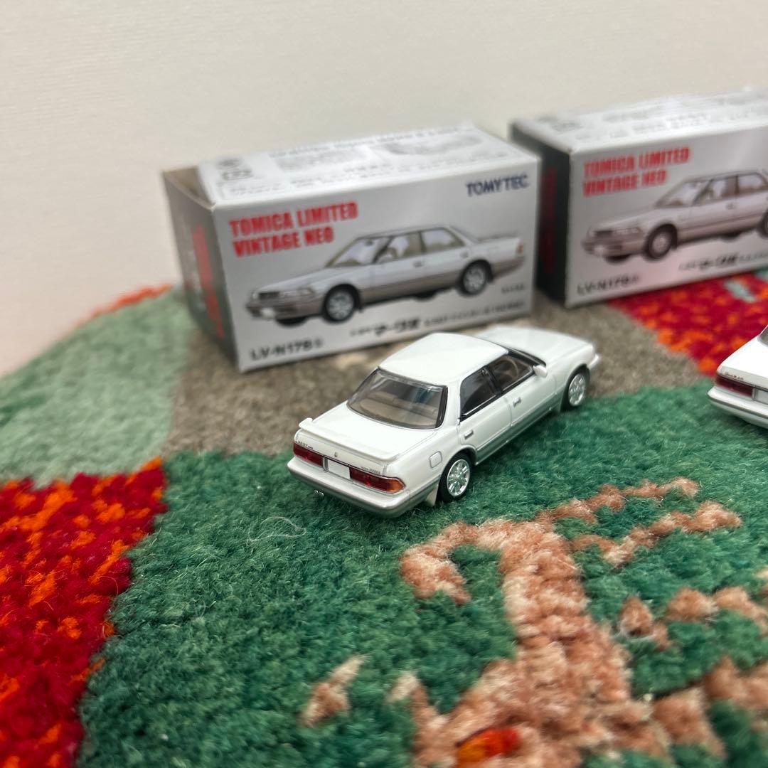 イズミ　トミカリミテッドビンテージネオ トヨタ　マークⅡ