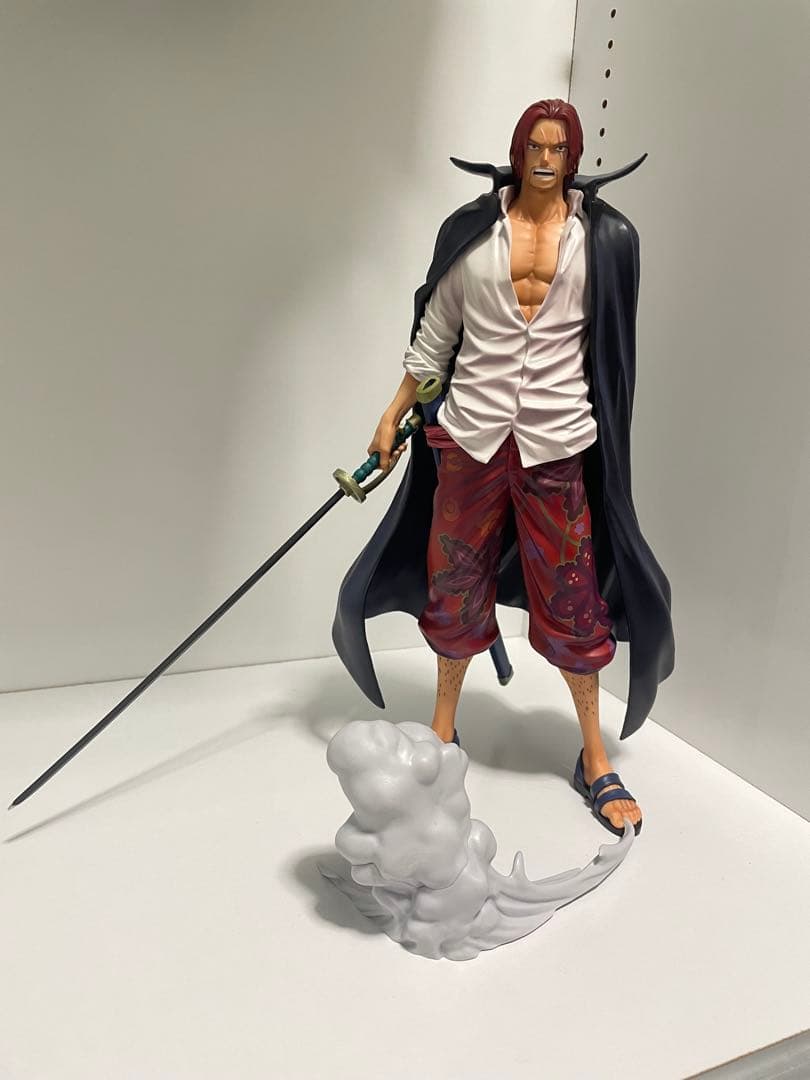 バンプレくじ　ワンピース　シャンクス　A賞　ブラシカラー　フィギュア